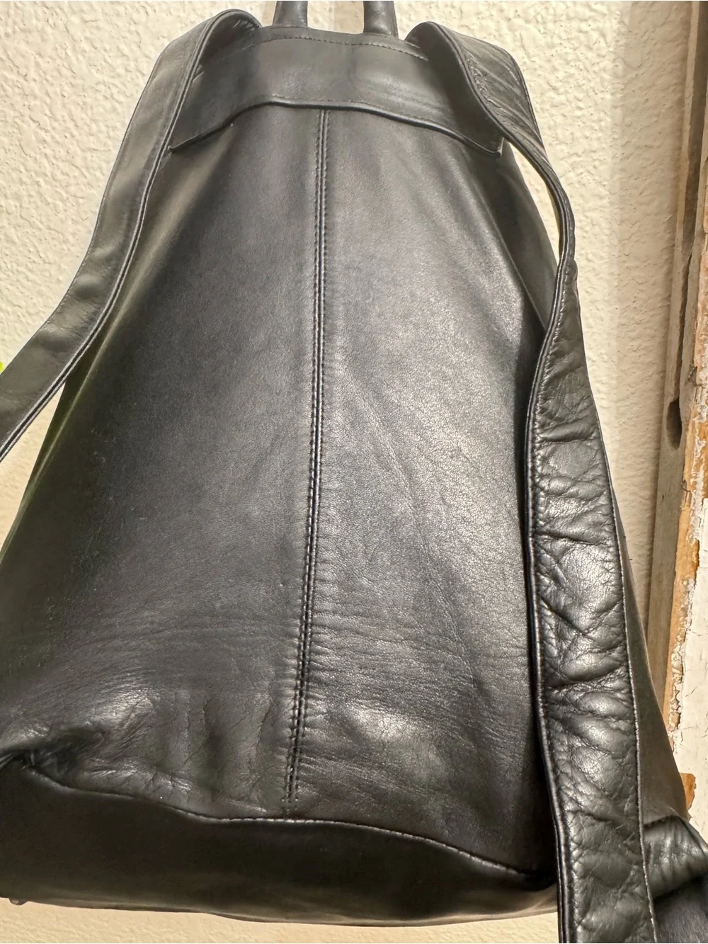Vintage 1990’s/Y2K Perlina New York Black Leather Backpack Purse Drawstring